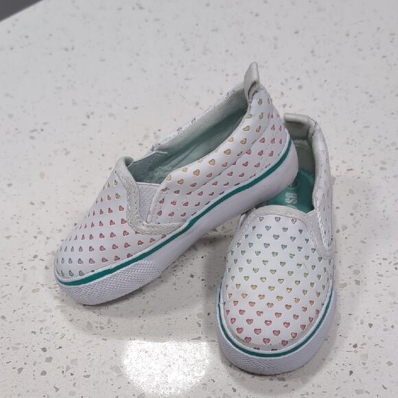 Kids Slip-On Shoes with Heart Pattern - Picture 1 of 6